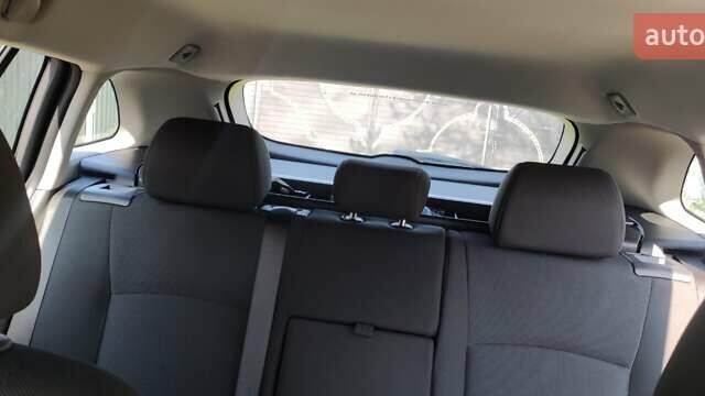 Белый Шевроле Круз, объемом двигателя 1.69 л и пробегом 202 тыс. км за 8300 $, фото 5 на Automoto.ua