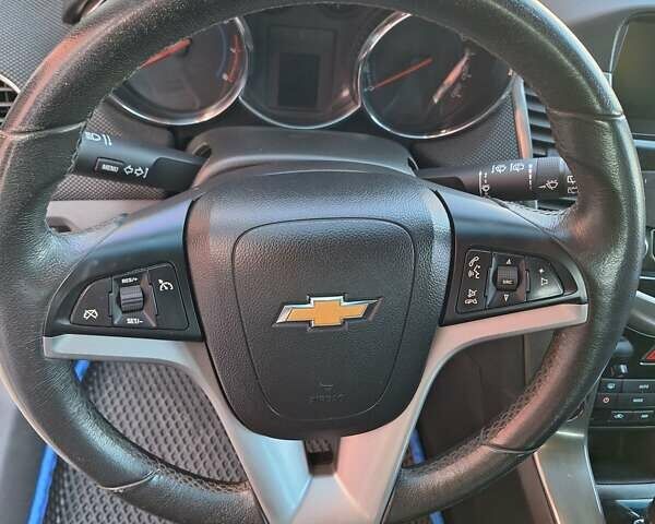 Білий Шевроле Круз, об'ємом двигуна 1.8 л та пробігом 35 тис. км за 10500 $, фото 34 на Automoto.ua