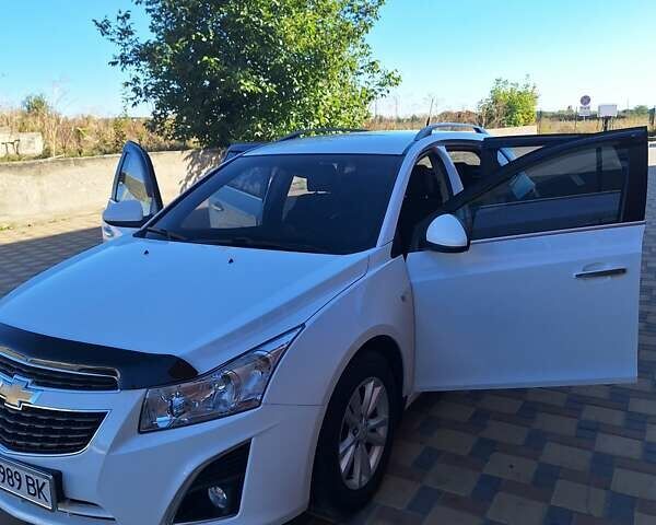 Білий Шевроле Круз, об'ємом двигуна 1.8 л та пробігом 35 тис. км за 10500 $, фото 6 на Automoto.ua