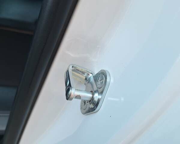 Білий Шевроле Круз, об'ємом двигуна 1.8 л та пробігом 35 тис. км за 10500 $, фото 25 на Automoto.ua