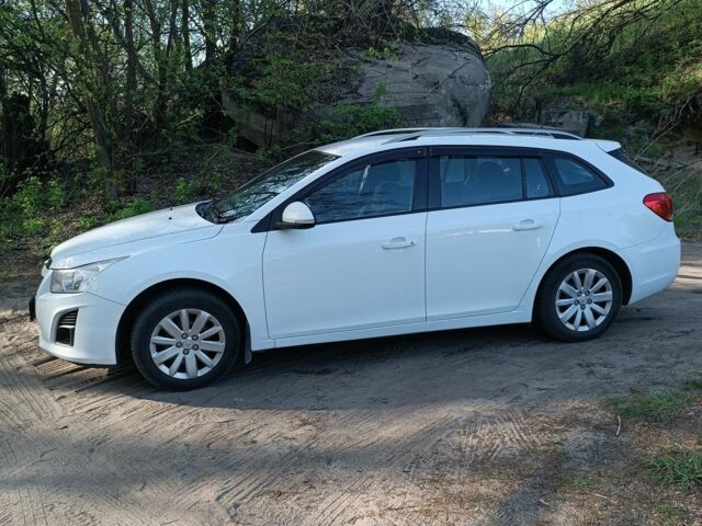 Білий Шевроле Круз, об'ємом двигуна 1.6 л та пробігом 262 тис. км за 5400 $, фото 5 на Automoto.ua