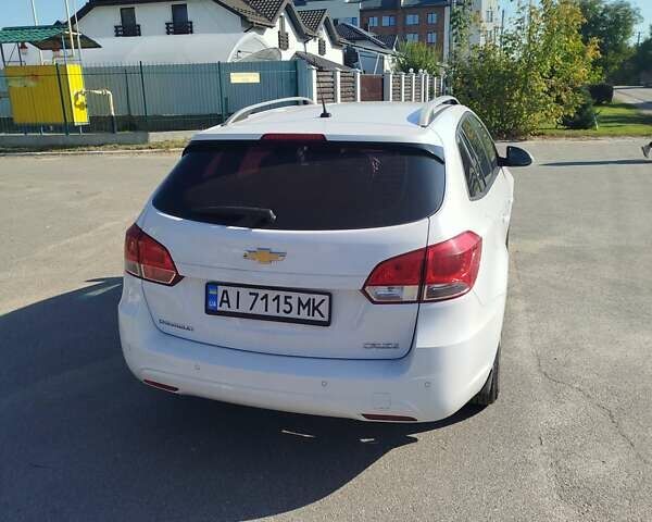 Белый Шевроле Круз, объемом двигателя 1.6 л и пробегом 236 тыс. км за 8200 $, фото 9 на Automoto.ua