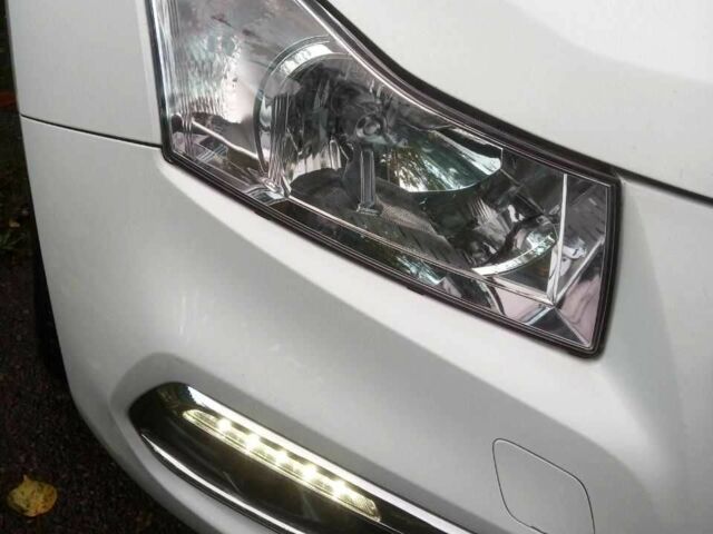 Шевроле Круз 2016 в Черкассах на Automoto.ua Белый Шевроле Круз, объемом двигателя 1.4 л и пробегом 114 тыс. км за 7400 $, фото 15 на Automoto.ua