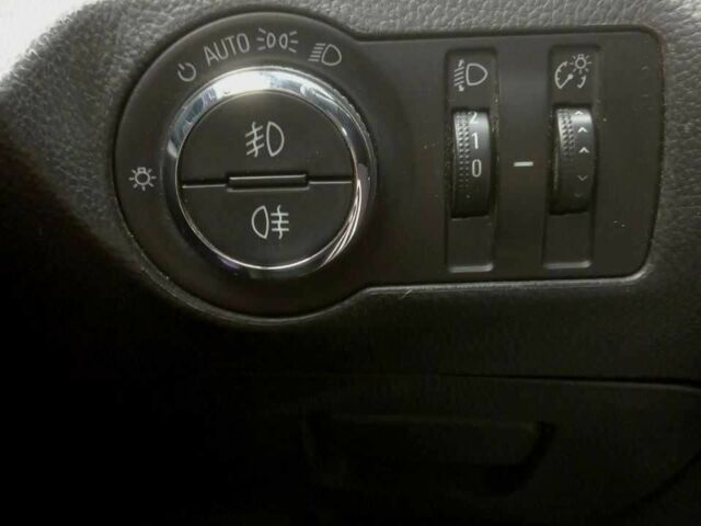 Шевроле Круз 2016 в Черкассах на Automoto.ua Белый Шевроле Круз, объемом двигателя 1.4 л и пробегом 114 тыс. км за 7400 $, фото 8 на Automoto.ua