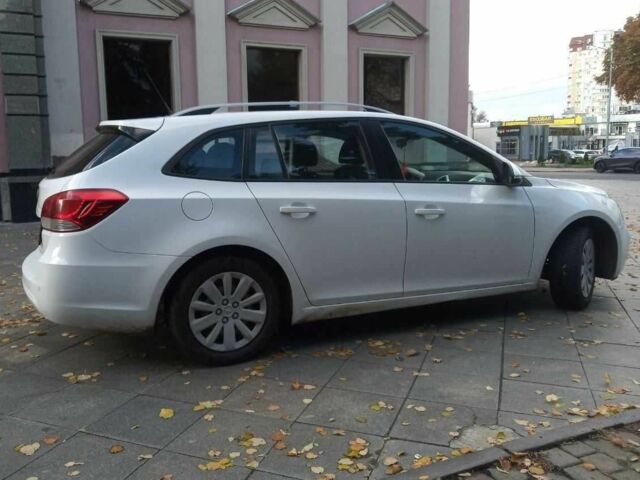 Шевроле Круз 2016 в Черкассах на Automoto.ua Белый Шевроле Круз, объемом двигателя 1.4 л и пробегом 114 тыс. км за 7400 $, фото 2 на Automoto.ua