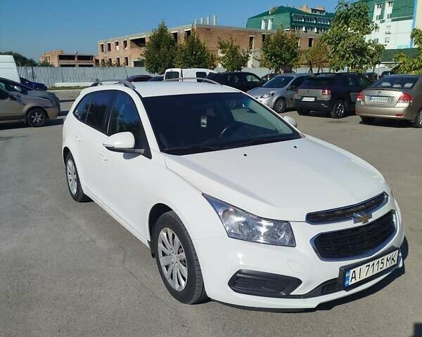 Белый Шевроле Круз, объемом двигателя 1.6 л и пробегом 236 тыс. км за 8200 $, фото 7 на Automoto.ua