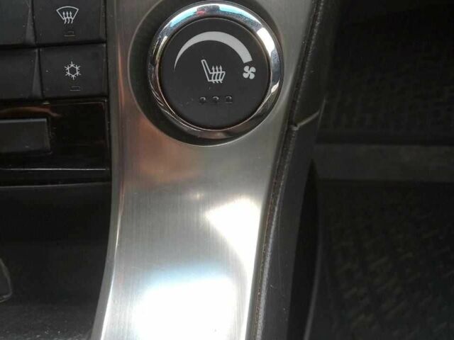 Белый Шевроле Круз, объемом двигателя 1.4 л и пробегом 115 тыс. км за 7400 $, фото 4 на Automoto.ua