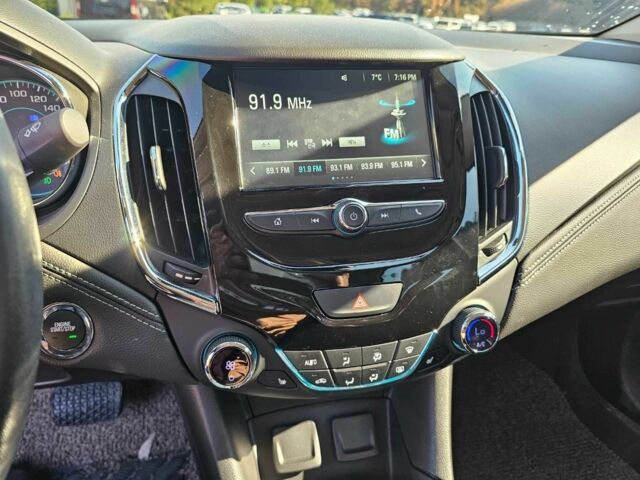 Білий Шевроле Круз, об'ємом двигуна 1.6 л та пробігом 49 тис. км за 3800 $, фото 9 на Automoto.ua