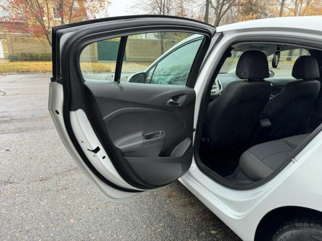 Белый Шевроле Круз, объемом двигателя 1.4 л и пробегом 145 тыс. км за 8900 $, фото 20 на Automoto.ua