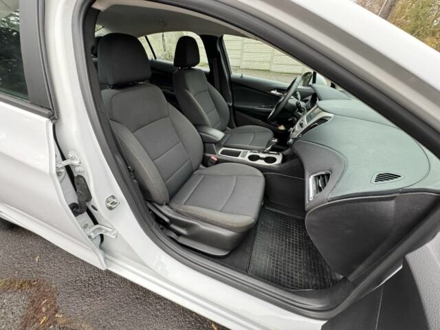 Белый Шевроле Круз, объемом двигателя 1.4 л и пробегом 145 тыс. км за 8900 $, фото 15 на Automoto.ua