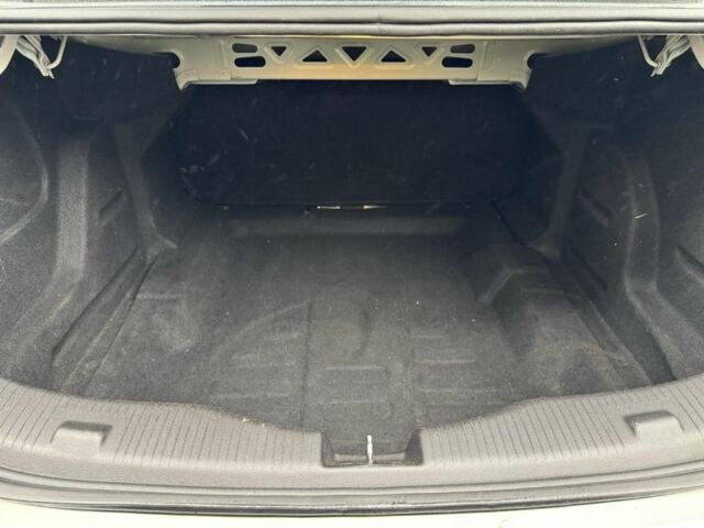 Белый Шевроле Круз, объемом двигателя 1.4 л и пробегом 145 тыс. км за 8900 $, фото 22 на Automoto.ua