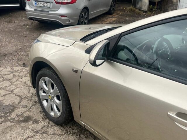 Бежевый Шевроле Круз, объемом двигателя 1.8 л и пробегом 420 тыс. км за 5550 $, фото 5 на Automoto.ua