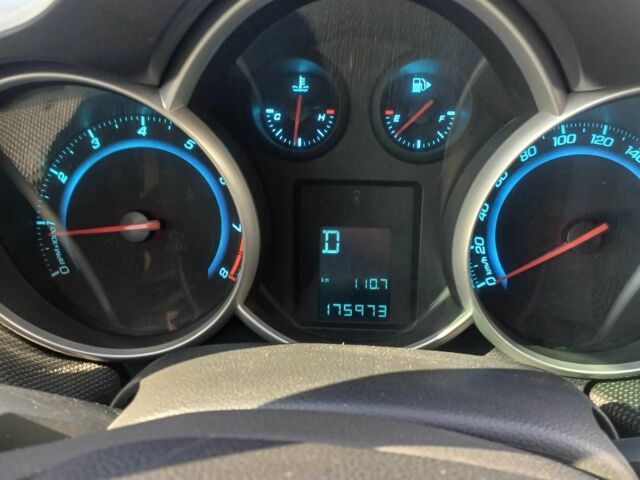 Бежевый Шевроле Круз, объемом двигателя 1.8 л и пробегом 176 тыс. км за 6700 $, фото 10 на Automoto.ua