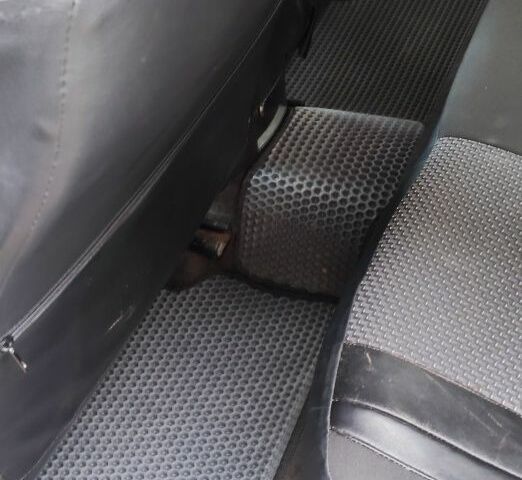 Бежевый Шевроле Круз, объемом двигателя 1.8 л и пробегом 420 тыс. км за 5550 $, фото 3 на Automoto.ua