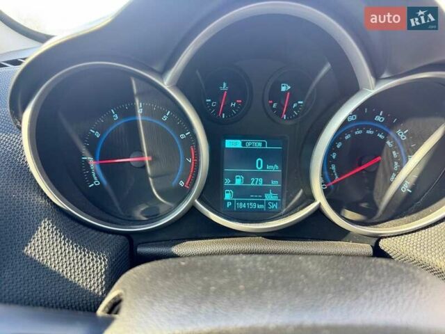 Шевроле Круз 2013 в Днепре (Днепропетровске) на Automoto.ua Бежевый Шевроле Круз, объемом двигателя 1.36 л и пробегом 184 тыс. км за 7000 $, фото 11 на Automoto.ua