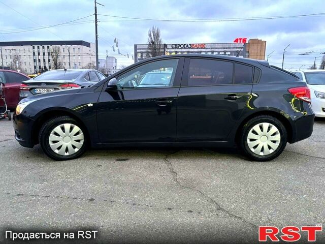 Черный Шевроле Круз, объемом двигателя 1.8 л и пробегом 173 тыс. км за 6700 $, фото 9 на Automoto.ua