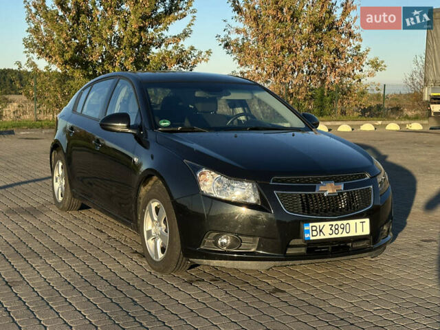 Черный Шевроле Круз, объемом двигателя 1.6 л и пробегом 208 тыс. км за 7600 $, фото 7 на Automoto.ua