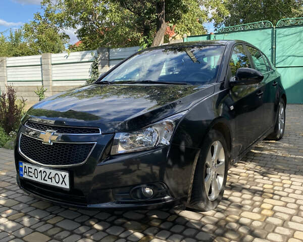 Черный Шевроле Круз, объемом двигателя 2 л и пробегом 192 тыс. км за 9500 $, фото 1 на Automoto.ua