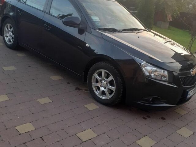 Черный Шевроле Круз, объемом двигателя 2 л и пробегом 228 тыс. км за 7200 $, фото 2 на Automoto.ua