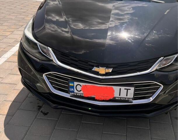 Черный Шевроле Круз, объемом двигателя 1.4 л и пробегом 136 тыс. км за 10000 $, фото 1 на Automoto.ua