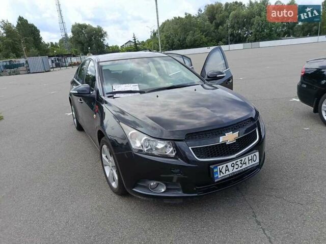 Черный Шевроле Круз, объемом двигателя 1.6 л и пробегом 135 тыс. км за 5999 $, фото 7 на Automoto.ua