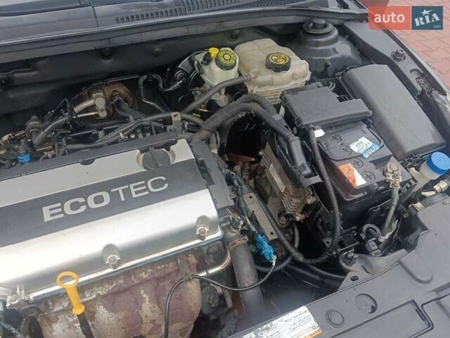 Чорний Шевроле Круз, об'ємом двигуна 1.6 л та пробігом 137 тис. км за 6200 $, фото 32 на Automoto.ua