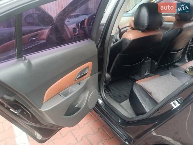 Чорний Шевроле Круз, об'ємом двигуна 1.6 л та пробігом 137 тис. км за 6200 $, фото 29 на Automoto.ua