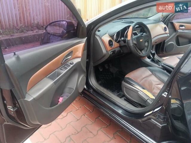 Чорний Шевроле Круз, об'ємом двигуна 1.6 л та пробігом 137 тис. км за 6200 $, фото 28 на Automoto.ua