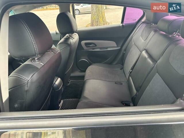 Чорний Шевроле Круз, об'ємом двигуна 1.6 л та пробігом 203 тис. км за 7200 $, фото 5 на Automoto.ua