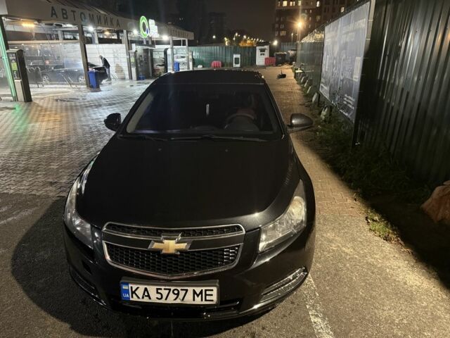 Черный Шевроле Круз, объемом двигателя 1.6 л и пробегом 135 тыс. км за 4500 $, фото 2 на Automoto.ua