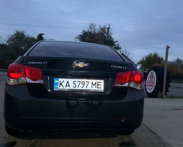 Черный Шевроле Круз, объемом двигателя 1.6 л и пробегом 135 тыс. км за 4900 $, фото 12 на Automoto.ua