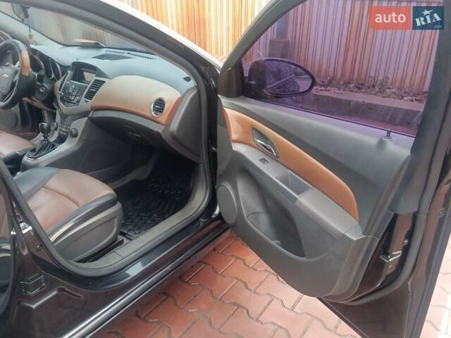Чорний Шевроле Круз, об'ємом двигуна 1.6 л та пробігом 137 тис. км за 6200 $, фото 27 на Automoto.ua