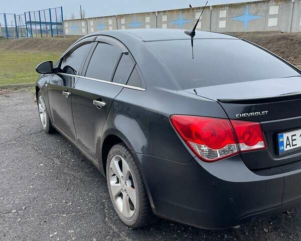 Черный Шевроле Круз, объемом двигателя 1.8 л и пробегом 205 тыс. км за 6700 $, фото 6 на Automoto.ua