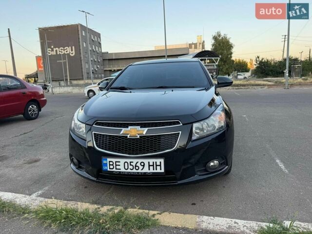 Черный Шевроле Круз, объемом двигателя 2 л и пробегом 205 тыс. км за 6000 $, фото 1 на Automoto.ua
