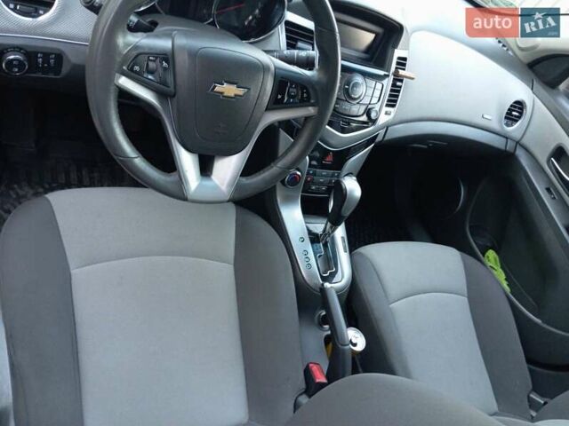 Черный Шевроле Круз, объемом двигателя 1.8 л и пробегом 112 тыс. км за 7450 $, фото 9 на Automoto.ua