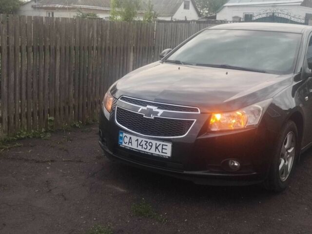 Черный Шевроле Круз, объемом двигателя 1.6 л и пробегом 258 тыс. км за 7200 $, фото 3 на Automoto.ua