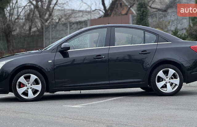 Черный Шевроле Круз, объемом двигателя 1.8 л и пробегом 232 тыс. км за 6999 $, фото 10 на Automoto.ua