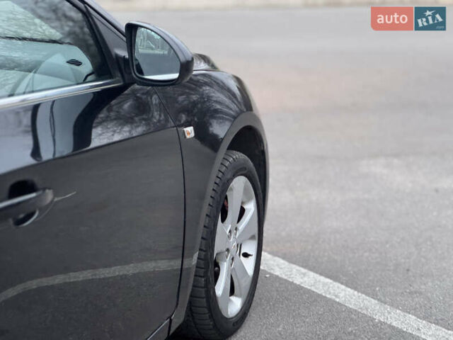 Черный Шевроле Круз, объемом двигателя 1.8 л и пробегом 232 тыс. км за 6999 $, фото 21 на Automoto.ua