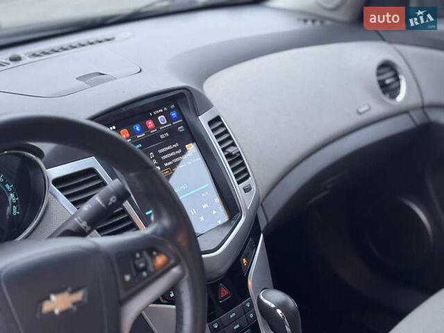 Черный Шевроле Круз, объемом двигателя 1.8 л и пробегом 232 тыс. км за 6999 $, фото 40 на Automoto.ua