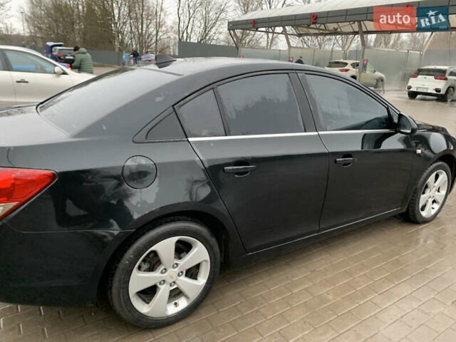 Черный Шевроле Круз, объемом двигателя 2 л и пробегом 201 тыс. км за 7599 $, фото 3 на Automoto.ua