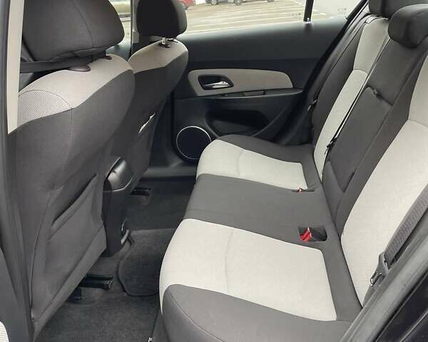 Чорний Шевроле Круз, об'ємом двигуна 1.8 л та пробігом 148 тис. км за 6200 $, фото 17 на Automoto.ua