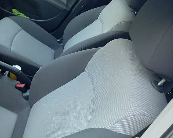 Черный Шевроле Круз, объемом двигателя 1.8 л и пробегом 112 тыс. км за 7450 $, фото 10 на Automoto.ua