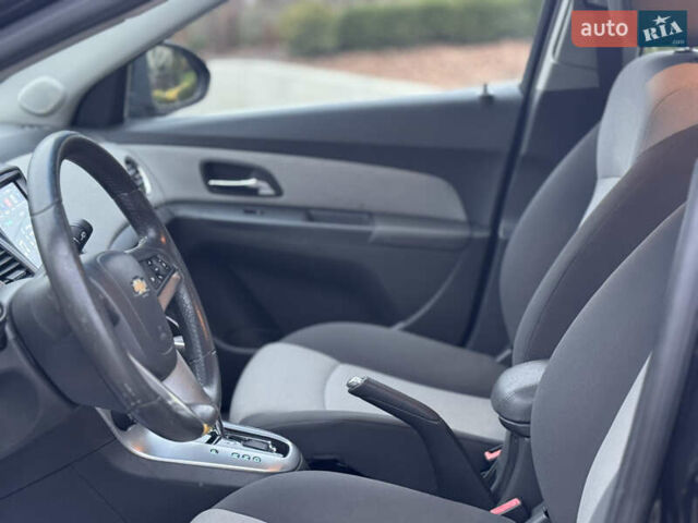 Черный Шевроле Круз, объемом двигателя 1.8 л и пробегом 232 тыс. км за 6999 $, фото 43 на Automoto.ua