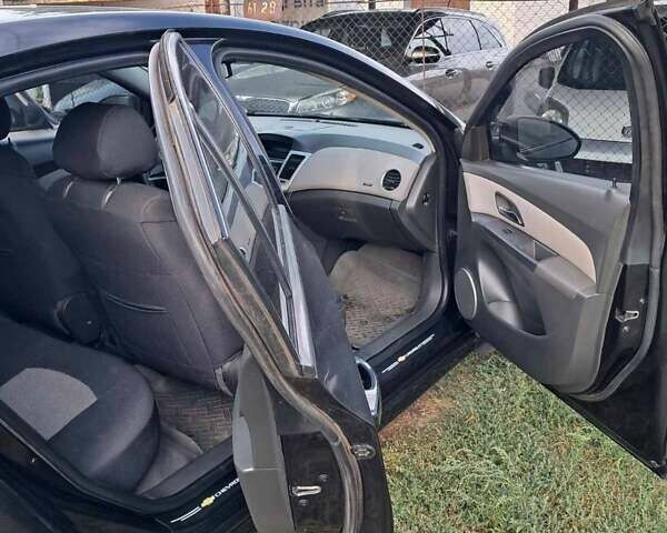 Чорний Шевроле Круз, об'ємом двигуна 1.6 л та пробігом 220 тис. км за 6780 $, фото 6 на Automoto.ua