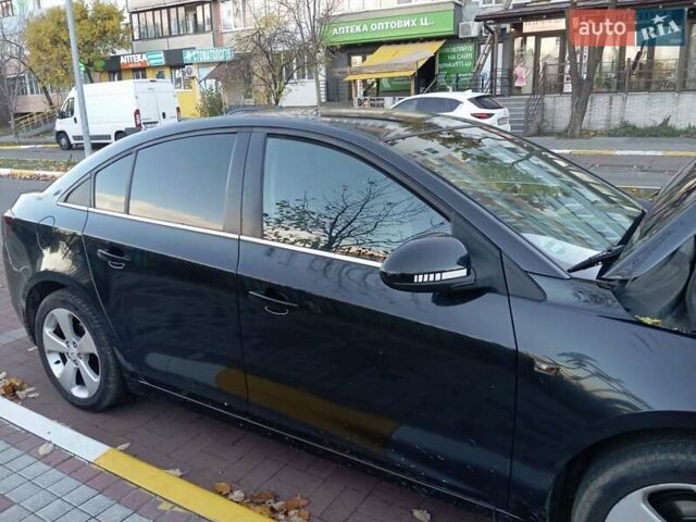Черный Шевроле Круз, объемом двигателя 1.8 л и пробегом 112 тыс. км за 7450 $, фото 5 на Automoto.ua
