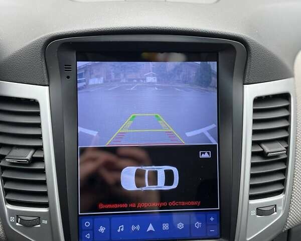 Чорний Шевроле Круз, об'ємом двигуна 1.8 л та пробігом 148 тис. км за 6200 $, фото 8 на Automoto.ua