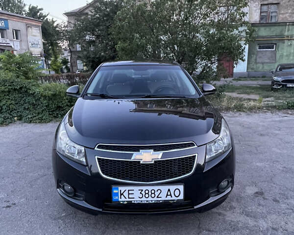 Черный Шевроле Круз, объемом двигателя 1.8 л и пробегом 175 тыс. км за 6300 $, фото 9 на Automoto.ua