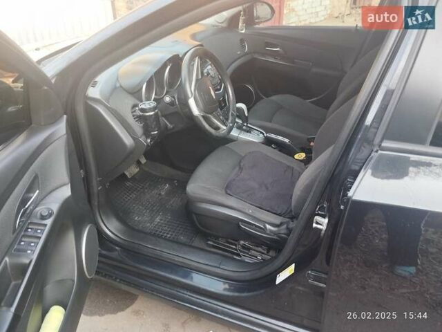 Черный Шевроле Круз, объемом двигателя 1.8 л и пробегом 189 тыс. км за 6700 $, фото 3 на Automoto.ua