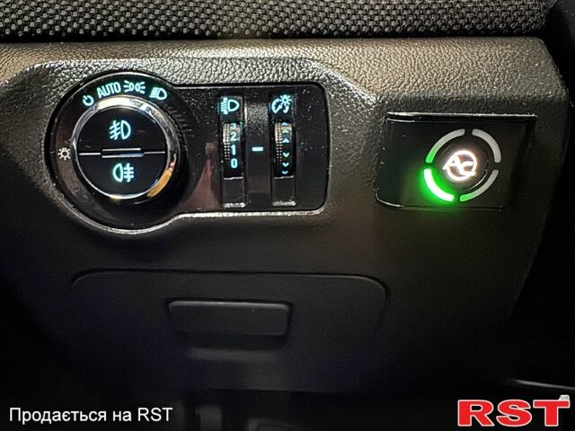 Чорний Шевроле Круз, об'ємом двигуна 1.8 л та пробігом 147 тис. км за 7400 $, фото 12 на Automoto.ua