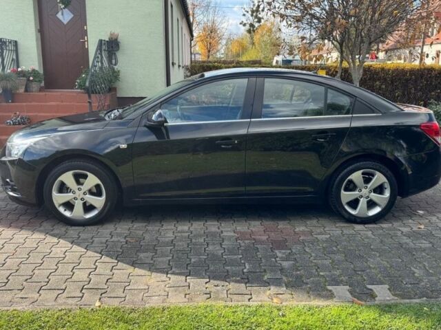 Черный Шевроле Круз, объемом двигателя 1.8 л и пробегом 120 тыс. км за 5199 $, фото 3 на Automoto.ua